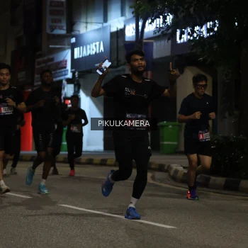 Runner Photo 3668094