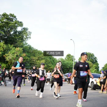 Runner Photo 3668114