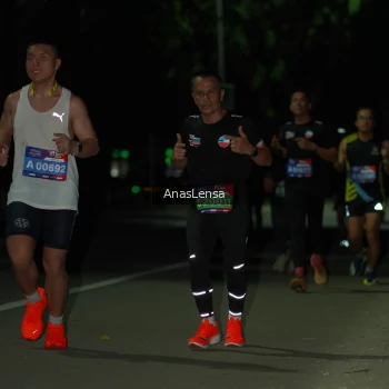 Runner Photo 3668318