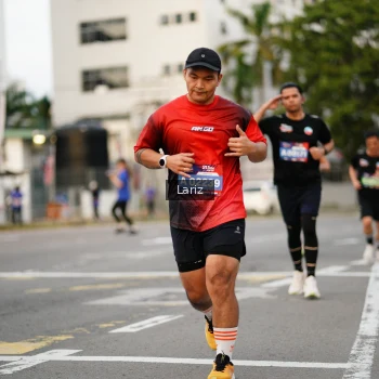 Runner Photo 3668323
