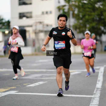 Runner Photo 3668406