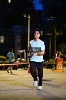 Runner Photo 3668581
