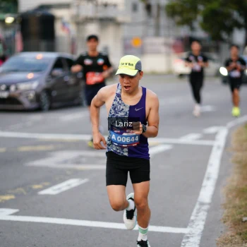 Runner Photo 3668705