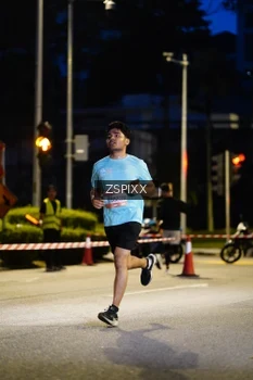 Runner Photo 3668730