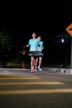 Runner Photo 3668757