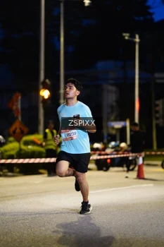 Runner Photo 3668782