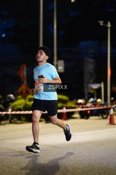 Runner Photo 3668793
