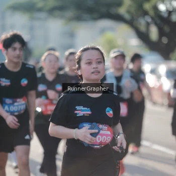 Runner Photo 3668835