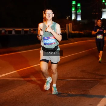 Runner Photo 3668846