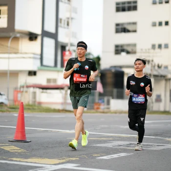 Runner Photo 3669043