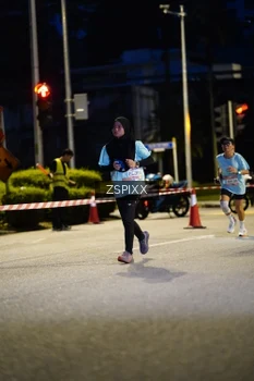 Runner Photo 3669087