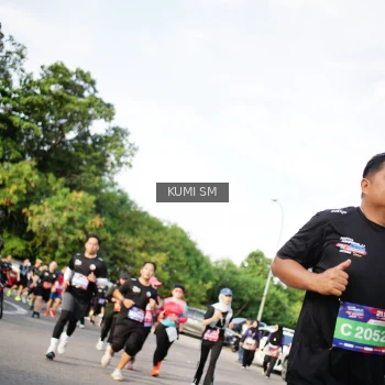 Runner Photo 3669108