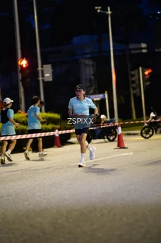 Runner Photo 3669135