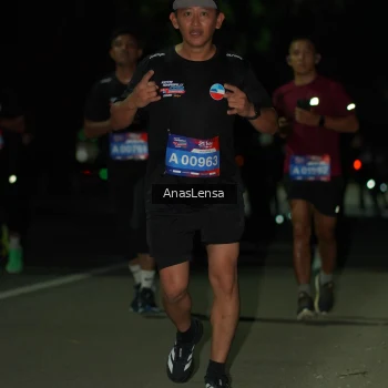 Runner Photo 3669375