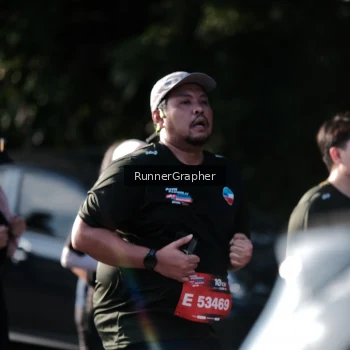 Runner Photo 3669394
