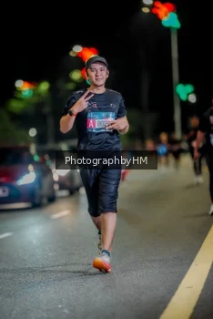 Runner Photo 3669540