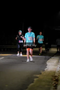 Runner Photo 3669735