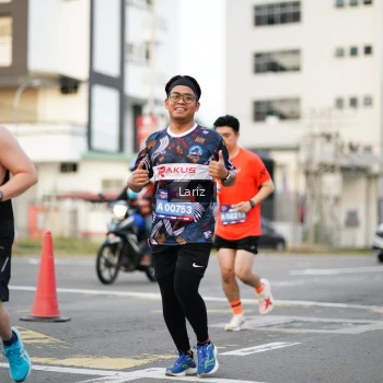 Runner Photo 3669744