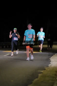 Runner Photo 3669749