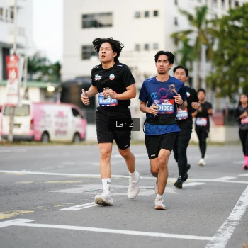 Runner Photo 3669845