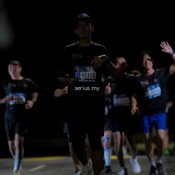 Runner Photo 3669945