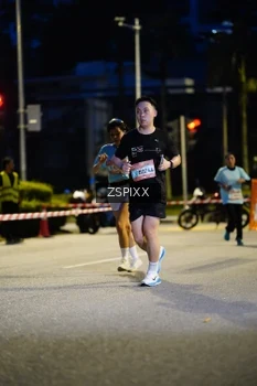 Runner Photo 3669991