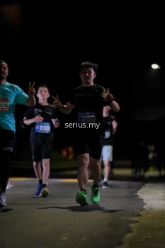 Runner Photo 3669995