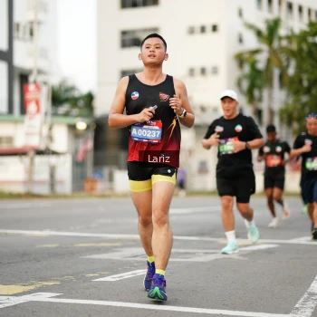 Runner Photo 3670007
