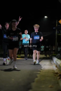 Runner Photo 3670175