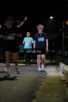 Runner Photo 3670183