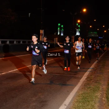 Runner Photo 3670189