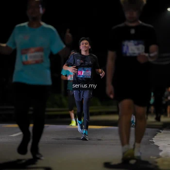 Runner Photo 3670211