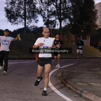 Runner Photo 3670335
