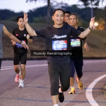 Runner Photo 3670423