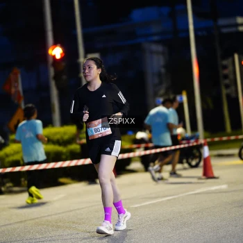 Runner Photo 3670472