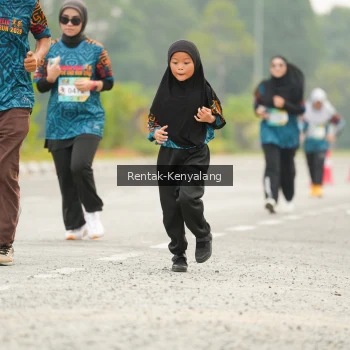 Runner Photo 3670614