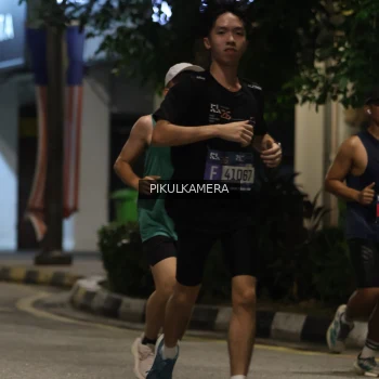 Runner Photo 3670733