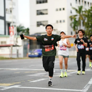 Runner Photo 3670976