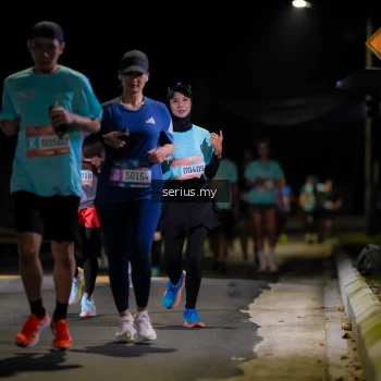Runner Photo 3670996