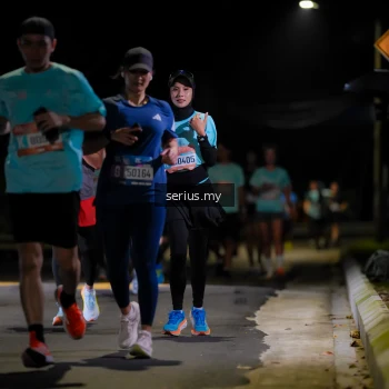 Runner Photo 3670998