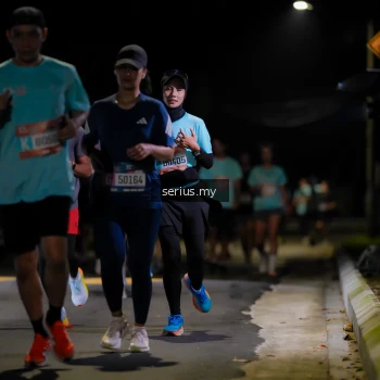 Runner Photo 3671006