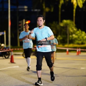 Runner Photo 3671014