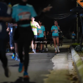 Runner Photo 3671018