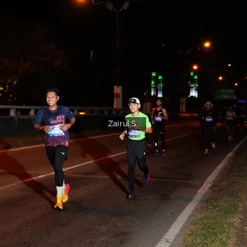 Runner Photo 3671071