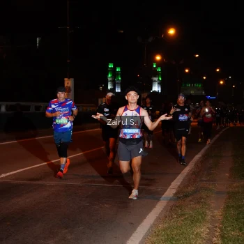 Runner Photo 3671101