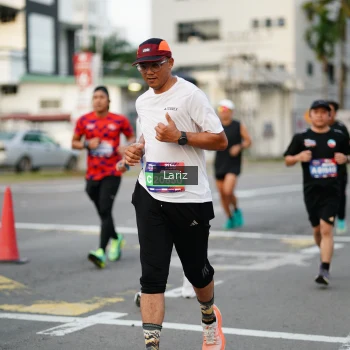 Runner Photo 3671165