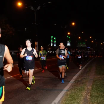 Runner Photo 3671236