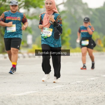 Runner Photo 3671241