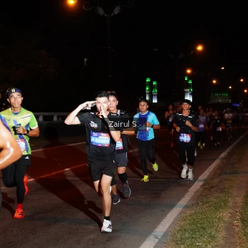 Runner Photo 3671252