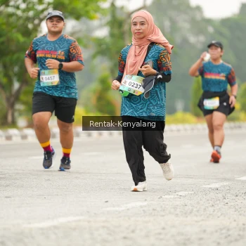 Runner Photo 3671254